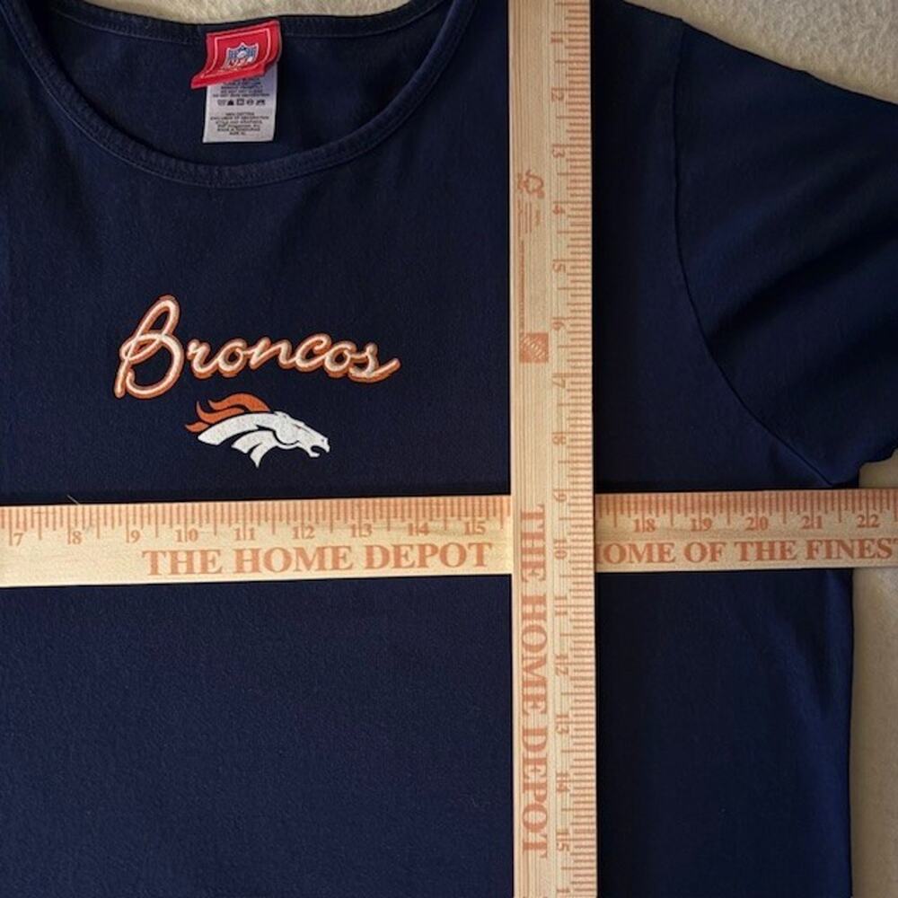 Women's Size XL Denver Broncos Navy Blue Long Sleeve Tee NFL for Her 100% Cotton - Picture 3 of 7